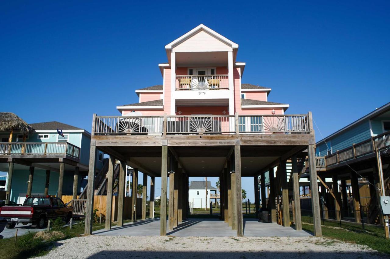 Chic Crystal Beach Escape With Deck - Walk To Beach! Bolivar Peninsula Exterior foto